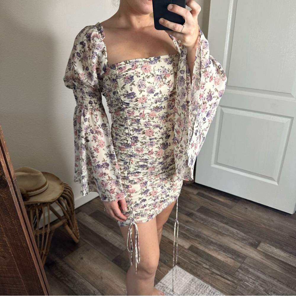 Floral Ruched Mini Dress Size Small - Picture 3 of 8